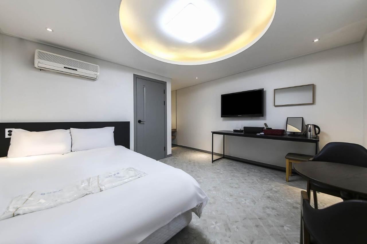 Mi Amor Motel Sokcho Dış mekan fotoğraf